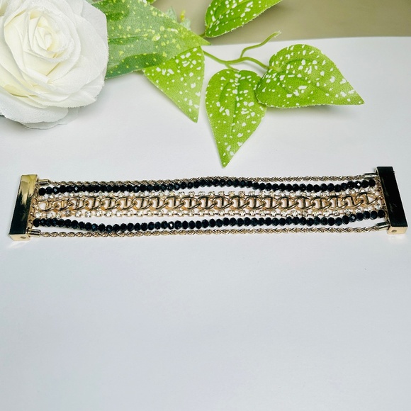 Gorgeous Wide bracelet featuring gold tone chains, rhinestones and beads - Picture 7 of 10